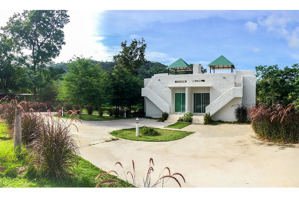 Khunkhao Tamnanprai Resort Suan Phueng Exterior foto